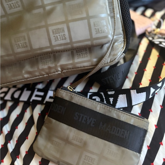 Steve Madden Dark green Backpack NWT! 2fer - Picture 7 of 10